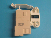 УСТРОЙСТВО БЛОКИРОВКИ ЛЮКА